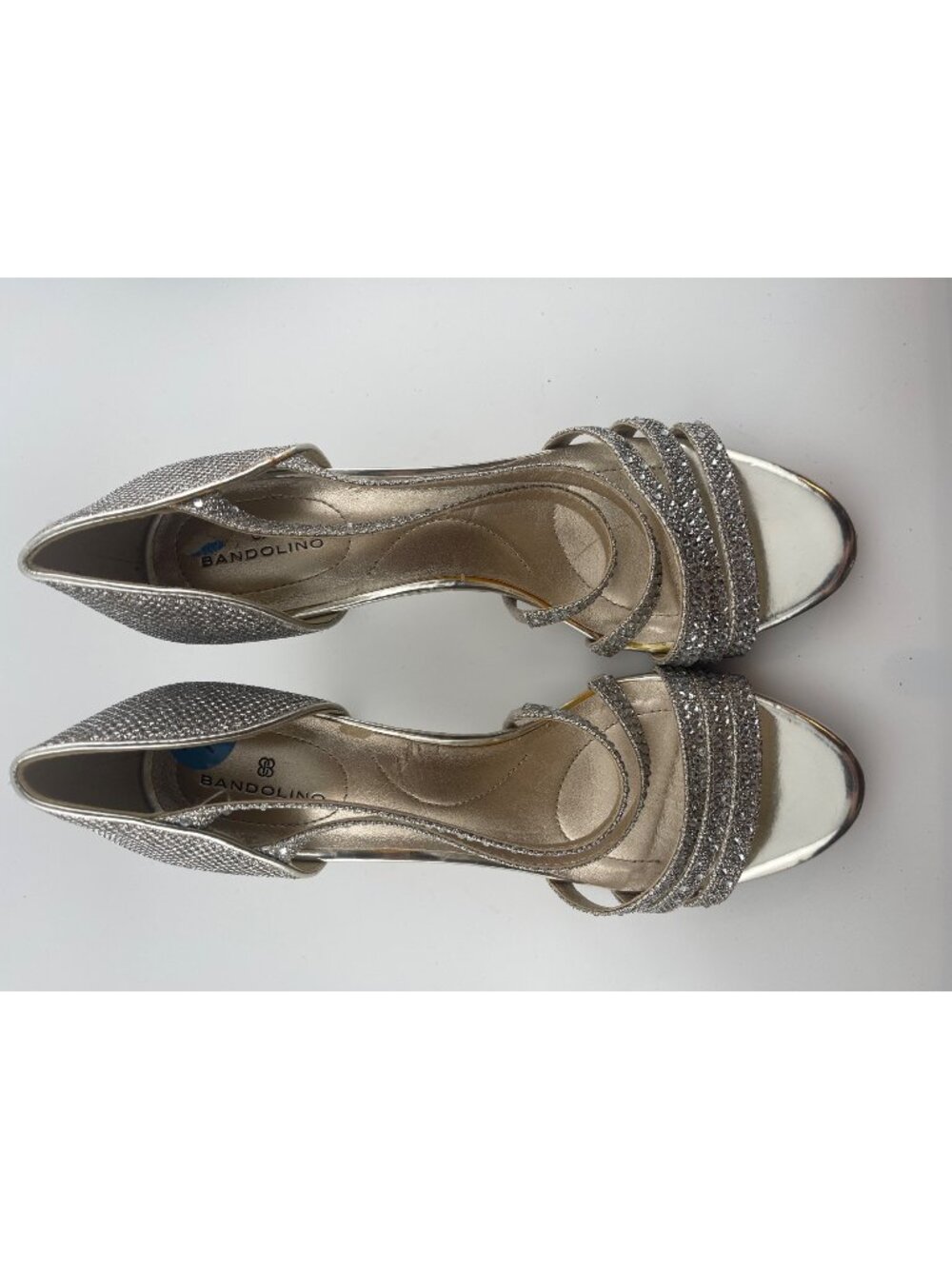 Bandolino Silver Glitter Open Toe Kitten Heel Sandals Size 7.5M